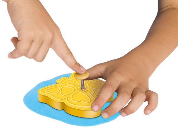 KNETO Back- und Bastelset – Oster-Ausstechförmchen mit Stempel-Effekt (9-teilig)